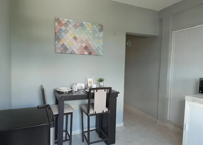8th Street Apartment